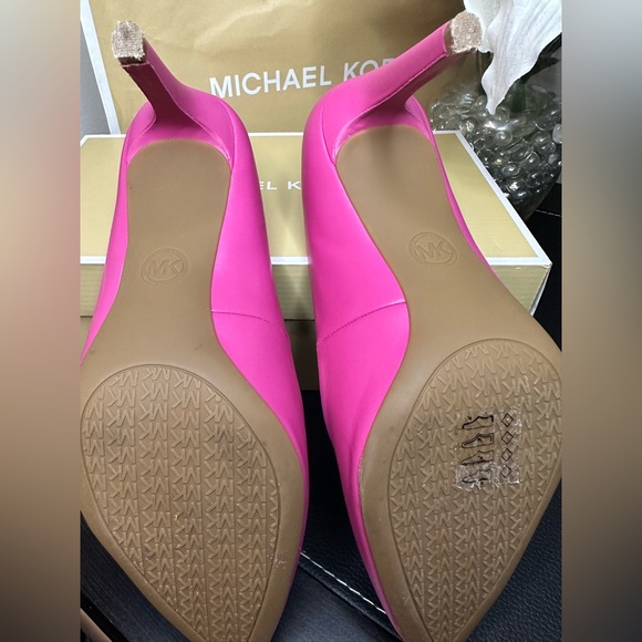 Michael Michael Kors Dorothy Flex French pink women’s pump - Picture 14 of 17